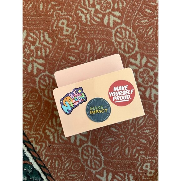 Pink Plastic File folder holder - Picture 2 of 10